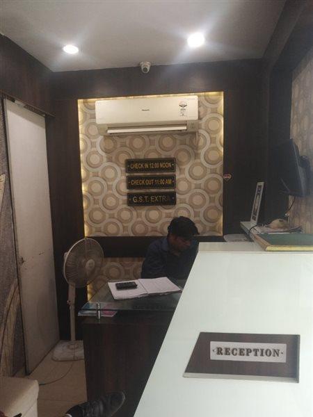 Townhouse 1182 Hotel Tirupati Galaxy Kanpur Extérieur photo