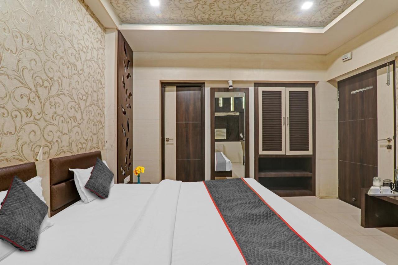 Townhouse 1182 Hotel Tirupati Galaxy Kanpur Extérieur photo
