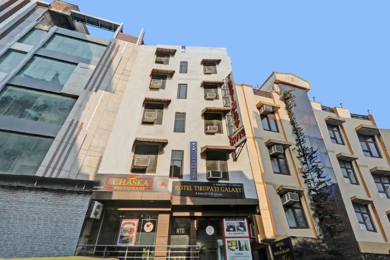 Townhouse 1182 Hotel Tirupati Galaxy Kanpur Extérieur photo